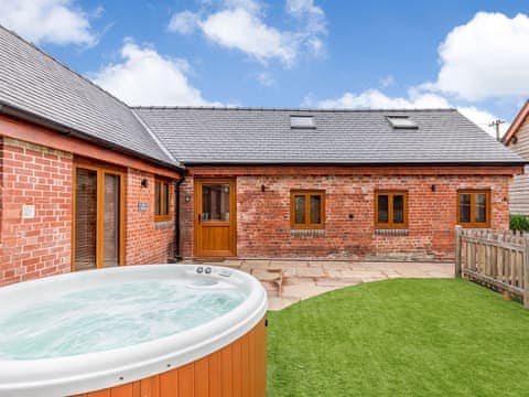 Hot tub | Pentre GetawaysThe Granary, Llandyssil, near Montgomery