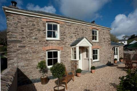 Riverside Cottage - Tregothnan Properties, Coombe