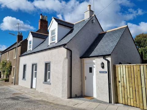 Exterior | Keyland Cottage, Johnshaven