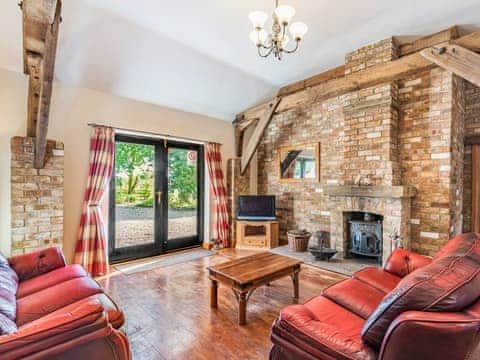 Living room | Shire Horse Barn - Poachers Hideaway, Belchford