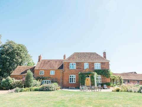 Exterior | The Farmhouse at Polehanger, Shefford