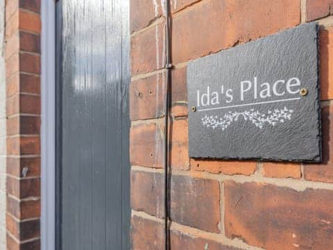 Exterior | Ida&rsquo;s Place - St Andrews Cottages, Lincoln