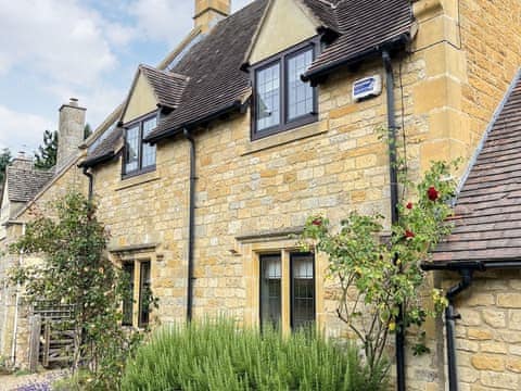 Exterior | Lavender Cottage, Stretton-on-Fosse, near Moreton-in-Marsh