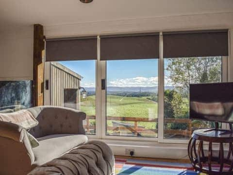 Living area | Daisybank Cottage, Crieff