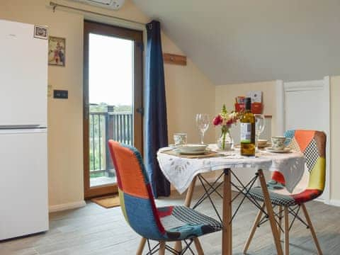 Dining Area | Moorhens - Chilsham Farm Nurseries, Herstmonceux, near Hailsham