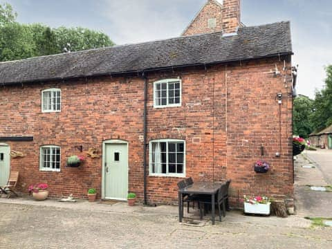 Repton Cottage - an elegant Grade II listed property. | Repton Cottage - Foremark Cottages, Milton, near Repton