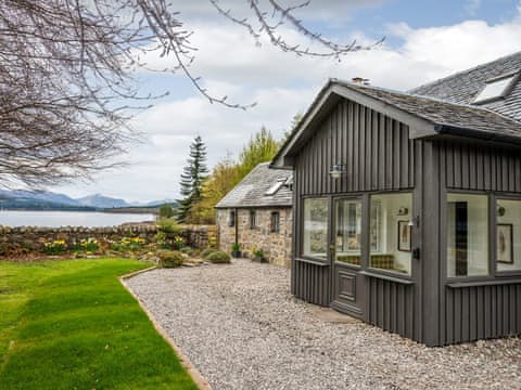 Exterior | Rudh Na Magach - Ardverikie Cottages, Kinloch Laggan