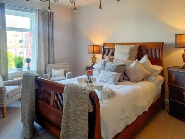 Double bedroom | The Saddlers Cottage, East Boldon