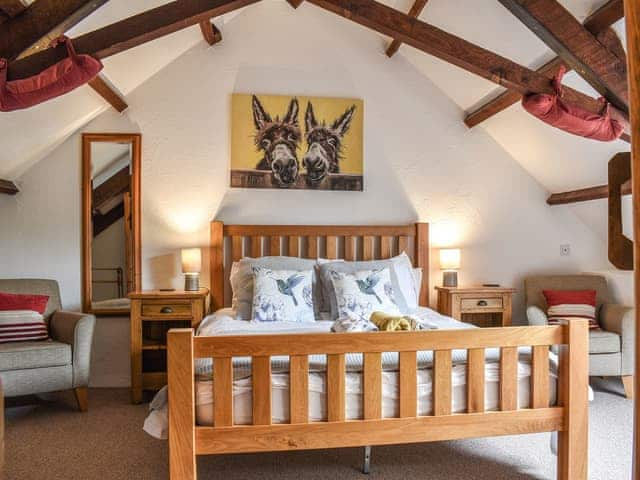 Double bedroom | The Cottage - Lower Whitsleigh Farm, Roborough, near Winkleigh