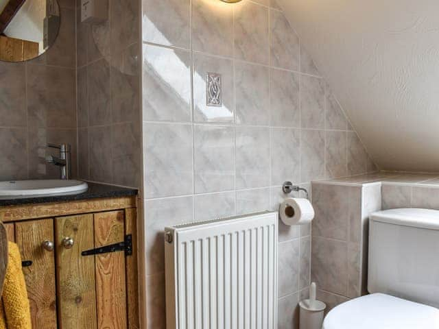 Shower room | The Cottage - Lower Whitsleigh Farm, Roborough, near Winkleigh