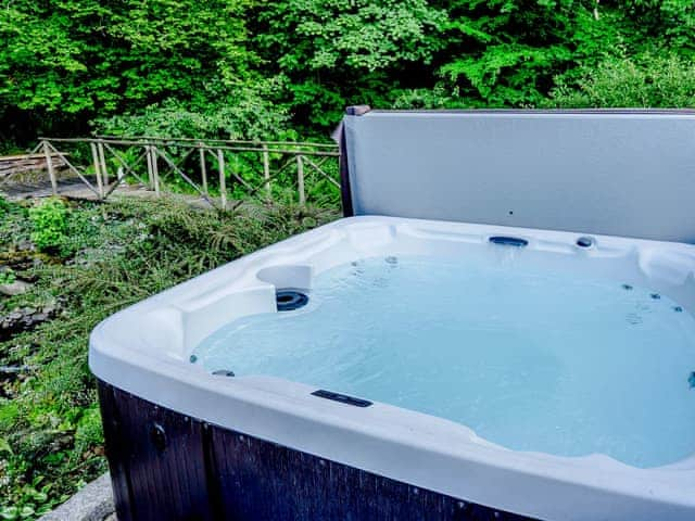 Hot tub | Low Jock Scar Country Estate, Kendal