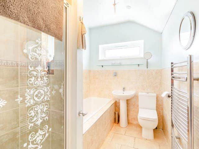 Bathroom | Bewick House, Newbiggin-by-the-sea, near Morpeth