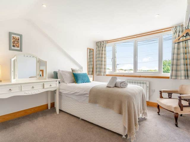 Twin bedroom | Captains Rest, Seahouses