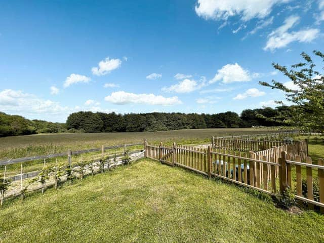 Garden | Bluebell Lodge - Chicken Shed Lodges, Ashford