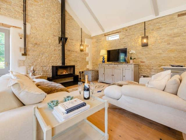 Living area | The Barn, Shipton Under Wychwood