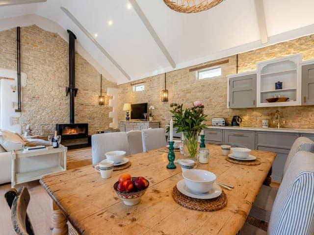 Dining Area | The Barn, Shipton Under Wychwood