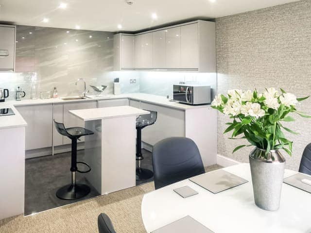 Kitchen/diner | Apartment 8 Barton Manor - Barton Manor, Pagham