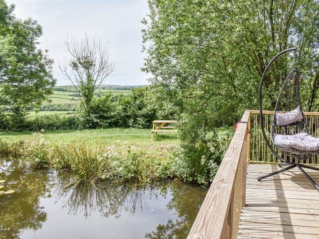 Setting | The Cabin - Lower Whitsleigh Farm, Roborough, near Winkleigh