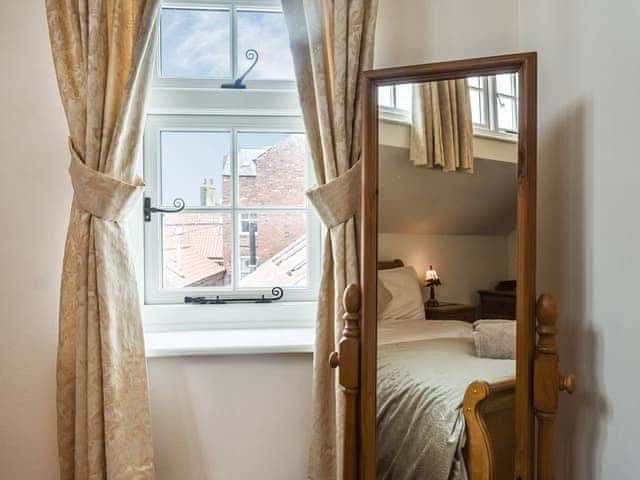 Double bedroom | Calico Cottage - White Horse Yard Cottages, Whitby