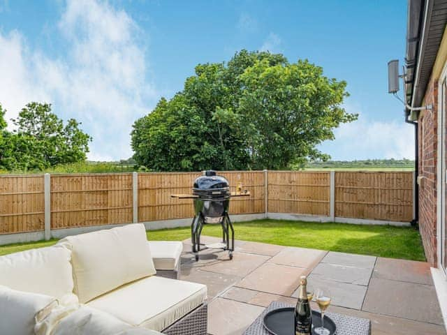 Outdoor area | Seven - Ivy Farm, Lytham