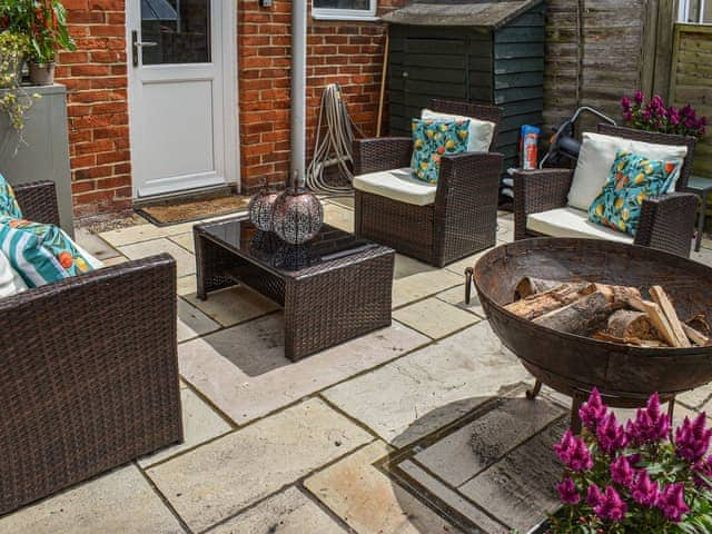 Patio | Willow Cottage, Stockbridge