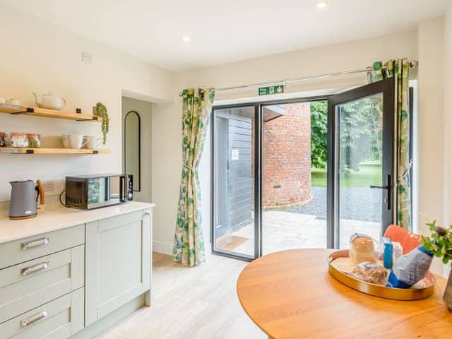 Kitchen/diner | The Dovecote, Thornton Le Fen, near Boston