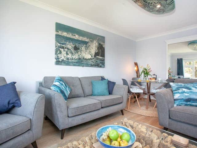 Living room/dining room | Oceans, Widemouth Bay