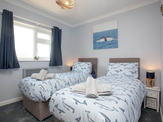 Twin bedroom | Oceans, Widemouth Bay