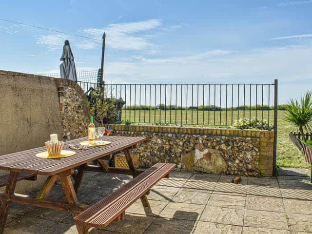 Garden | Pakefield Seaview Cottage, Lowestoft