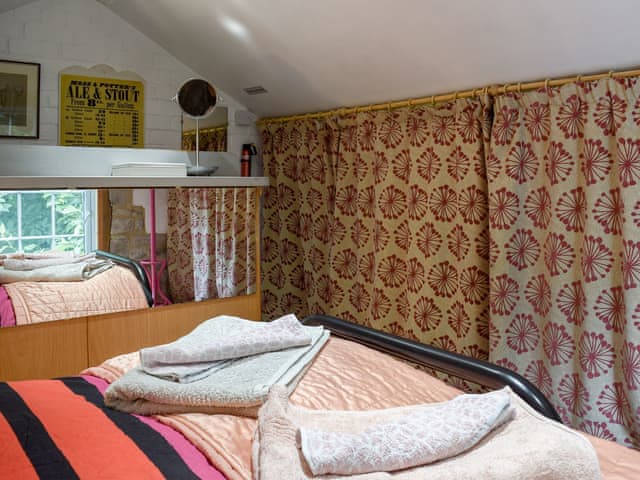 Bedroom | Stable Cottage, Bidford-On-Avon- near Stratford -Upon -Avon