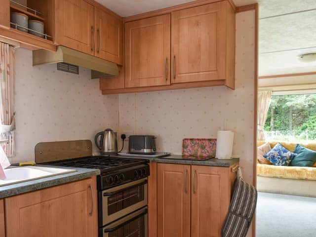 Kitchen area | Spinney Retreat, Romsey