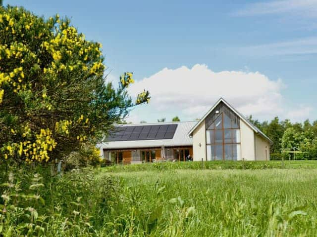 Exterior | Garioch Lodge - Clovenstone Lodges, Inverurie