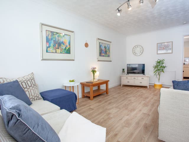 Living room | Jubilee Cottage, Dawlish