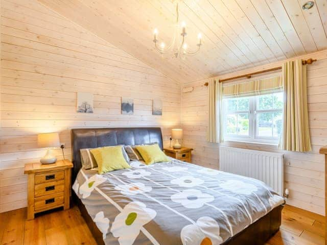 Double bedroom | Laburnum Lodge, Derbyshire