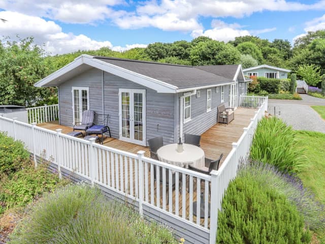 Exterior | Laburnum Lodge, Derbyshire