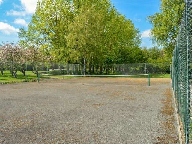 Tennis court | Deer Cottage 1, Deer Cottage 2 - Deer Cottages, Biddenden