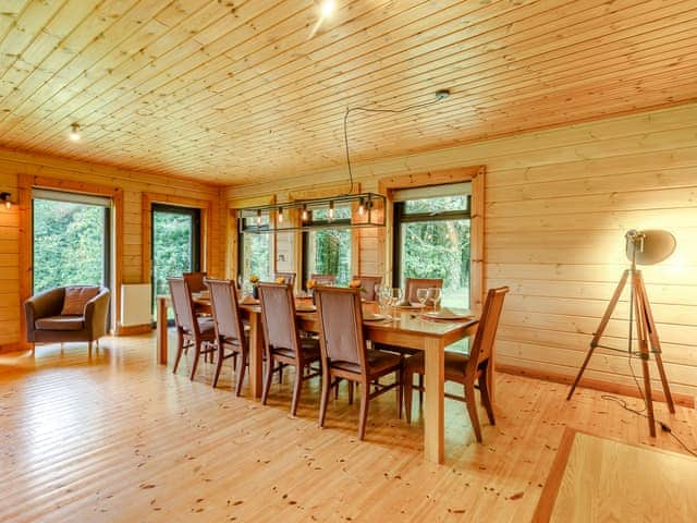 Dining Area | Oak Lodge - Forest Lakes, Bideford