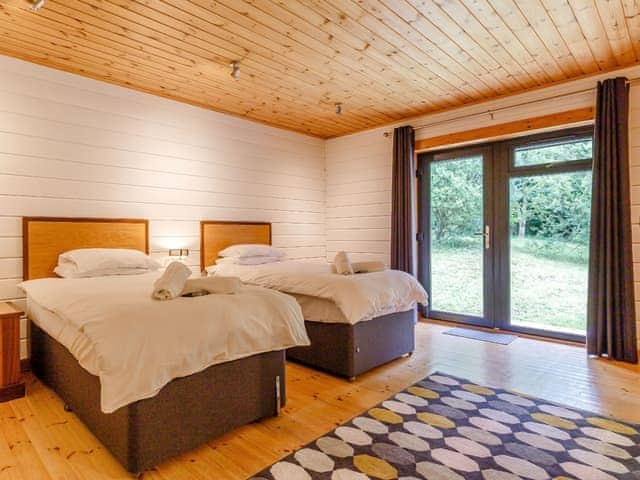 Twin bedroom | Oak Lodge - Forest Lakes, Bideford