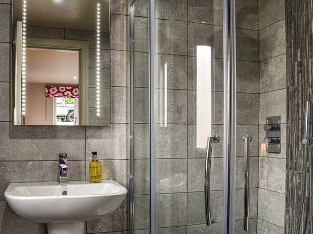 Shower room | Birkrigg, Windermere