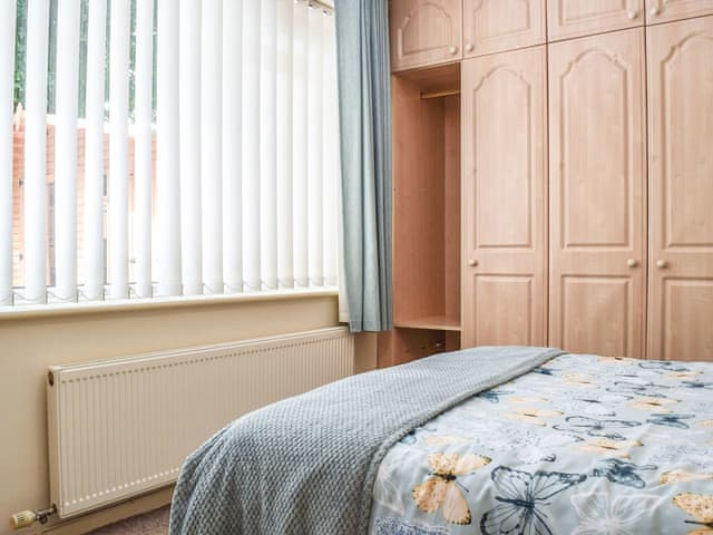 Dining Area | Mona&rsquo;s Bungalow, Wellesbourne, near Stratford-Upon-Avon