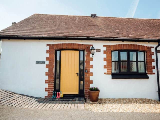 Exterior | Flemish Cottage - Celtic Haven Resort, Lydstep, near Tenby