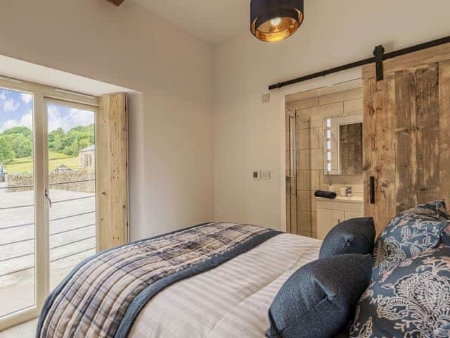 Double bedroom | Riverside Dairy - Carr View Farm, Thornhill, Hope Valley