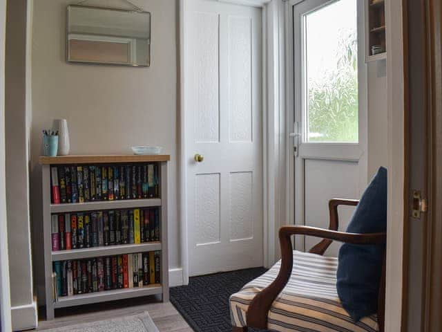 Hallway | Garden Flat, Ryde and Seaview 