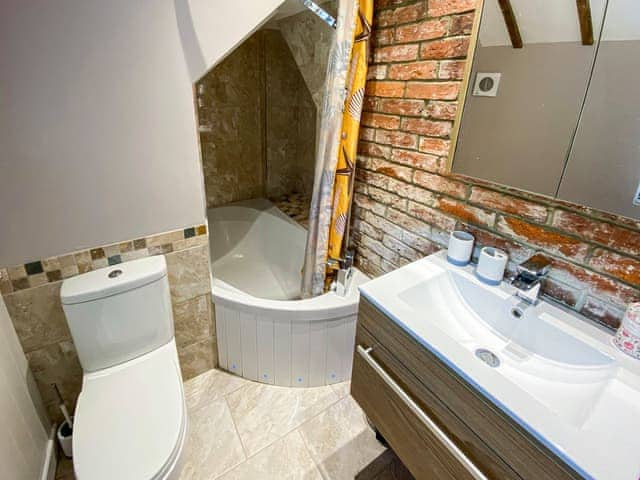 Bathroom | The Old Thatched Cottage, St Michaels, near Tenterden