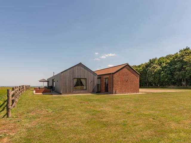 Exterior | The Gallops - Ilsley Farm Barns, East Ilsley, near Newbury