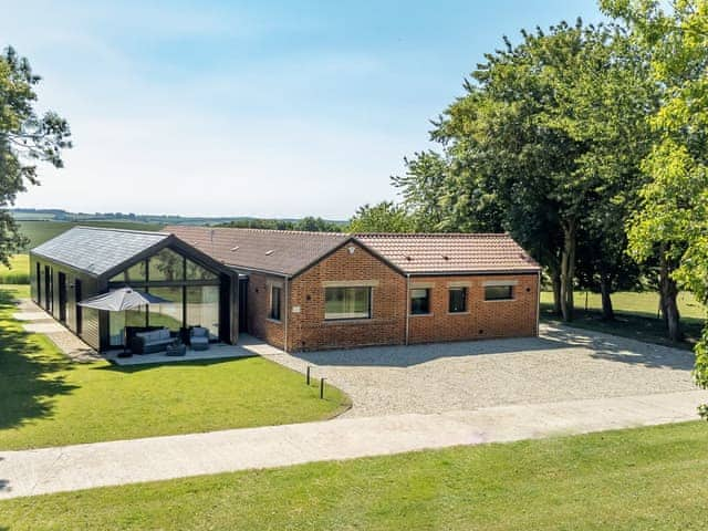 Exterior | Ilsley Farm Barns- The Partridge - Ilsley Farm Barns, East Ilsley, near Newbury