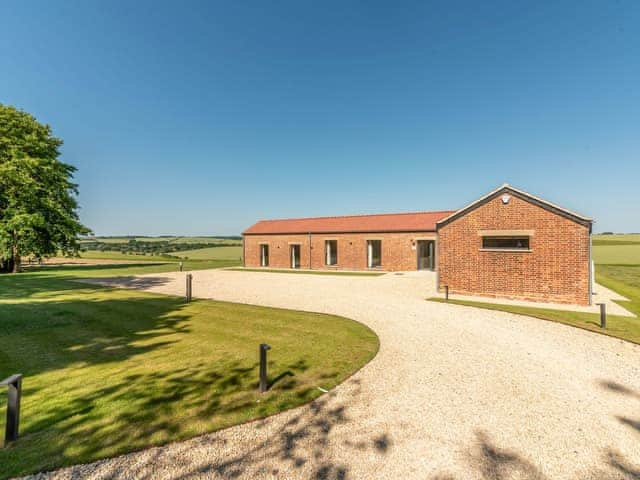 Exterior | Ilsley Farm Barns- The Downs - Ilsley Farm Barns, East Ilsley, near Newbury