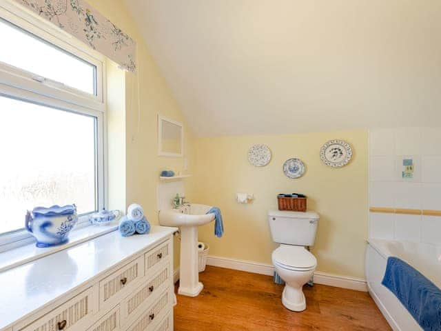 Bathroom | Edlington Hall Cottage, Edlington