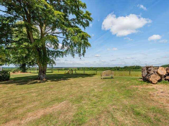 Garden and grounds | Edlington Hall Cottage, Edlington