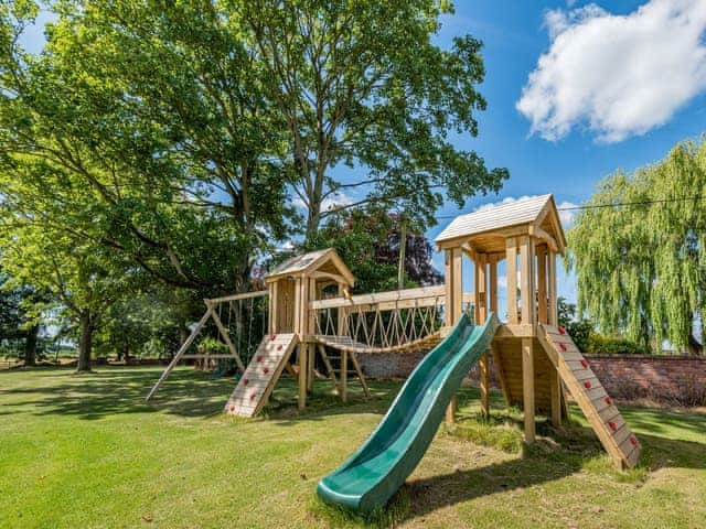 Children&rsquo;s play area | Edlington Hall Cottage, Edlington